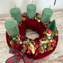 Kép betöltése a galériamegjelenítőbe: Adventi koszorú - Diótörő
