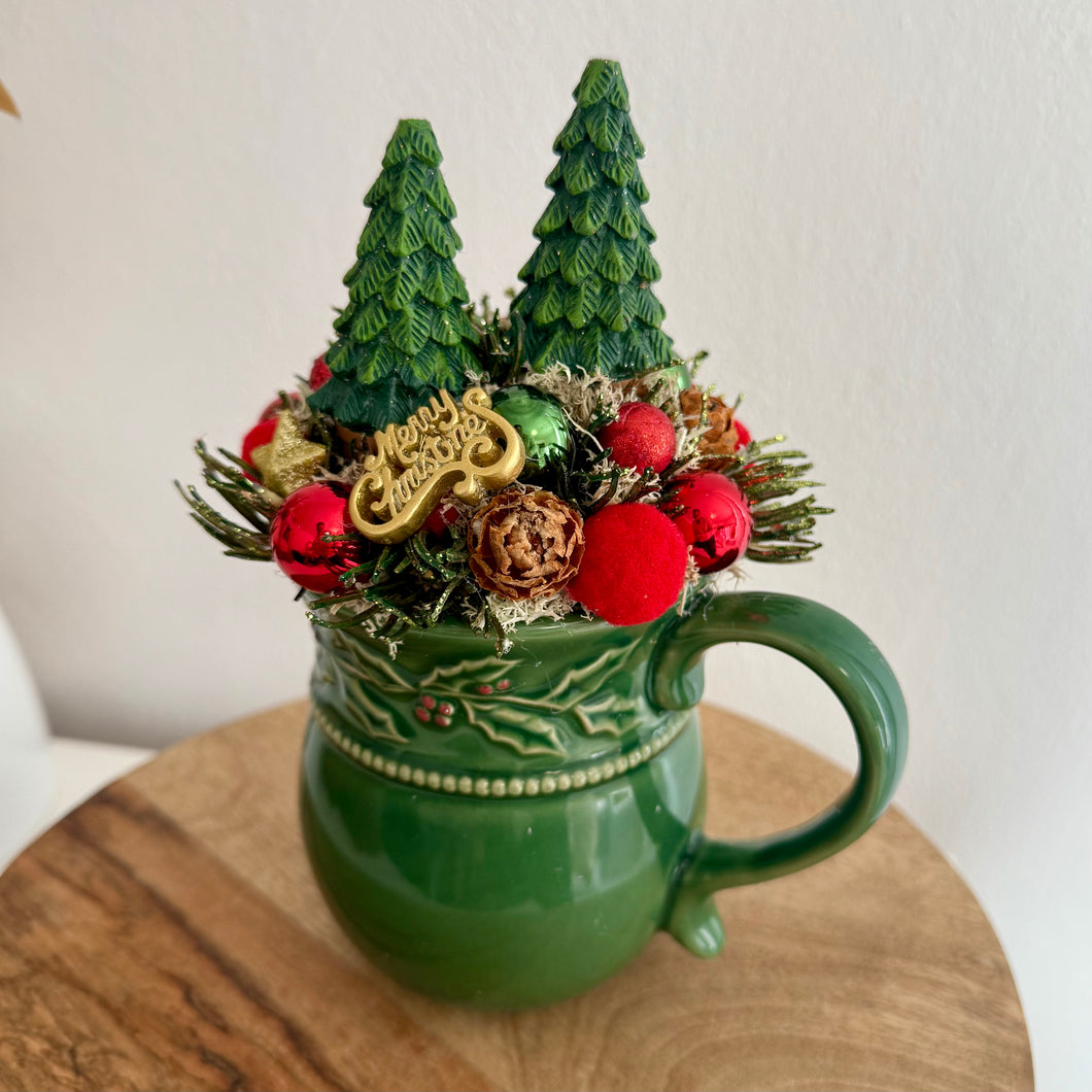 Bögrés asztali dísz